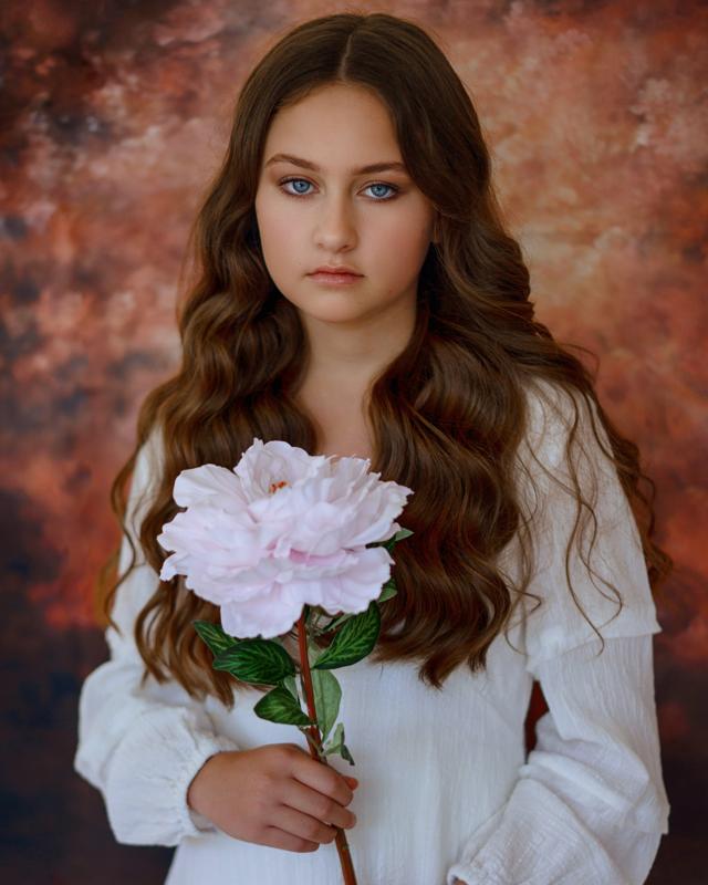 Ayla Fejzovic Age, Family, Net Worth & Career 2026