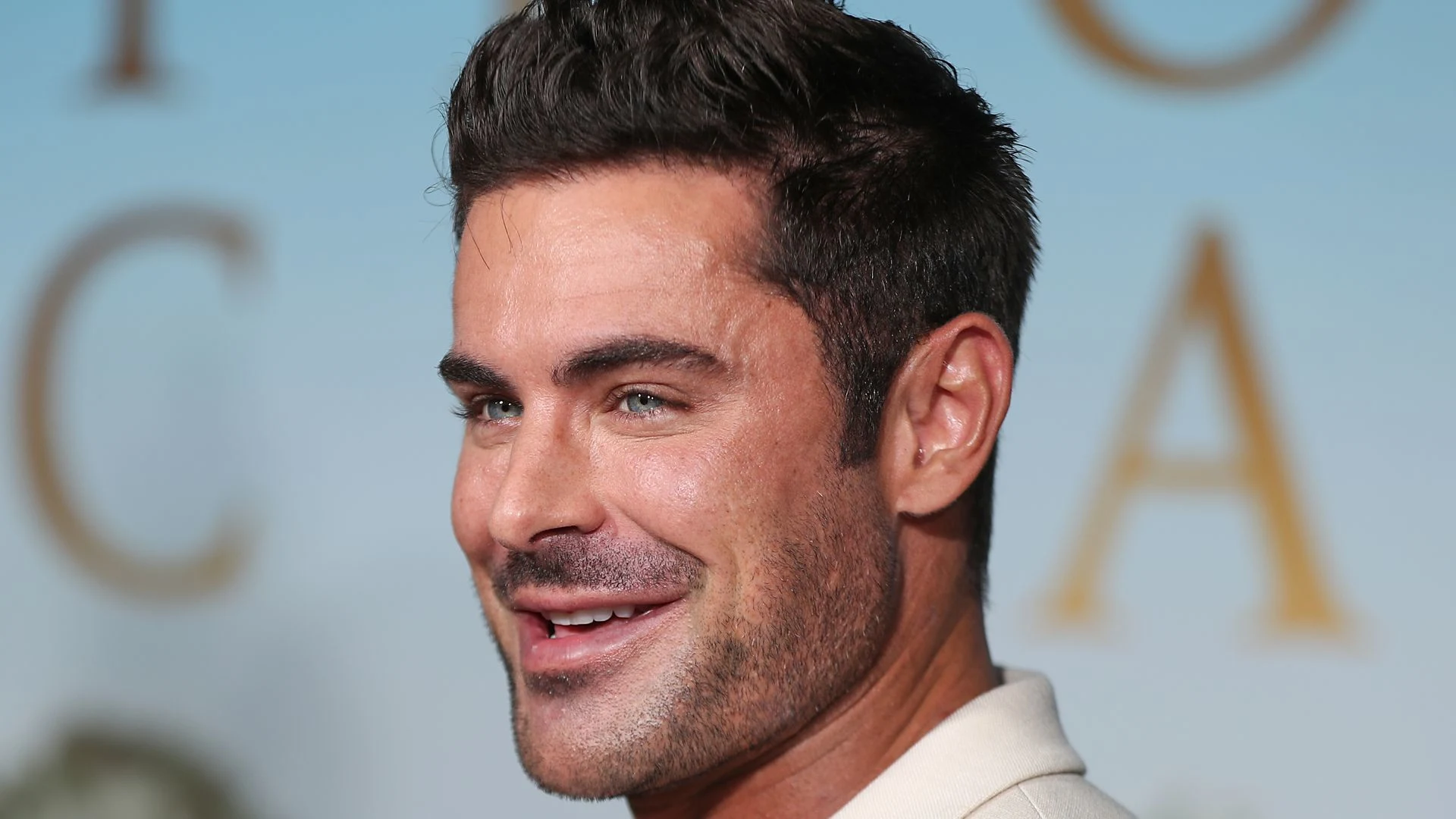 What Does Zac Efron Look Like Now? Age, Net Worth & Bio 2026