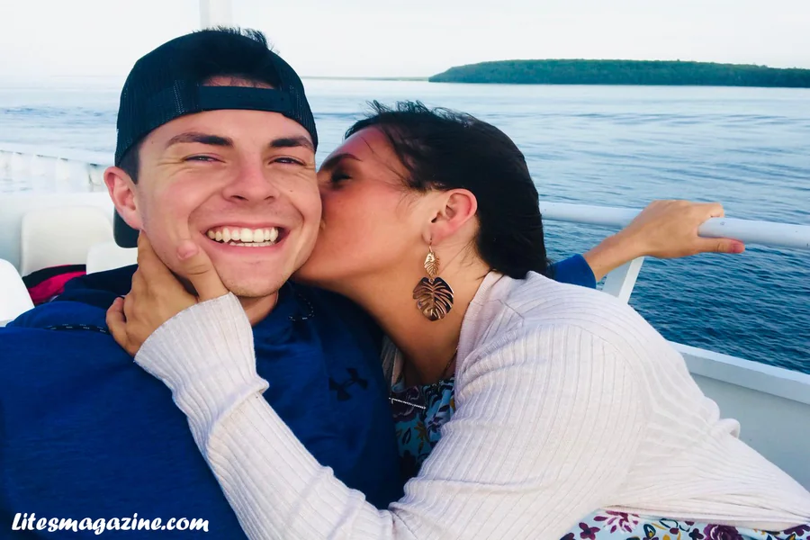 Is Annie Agar Married