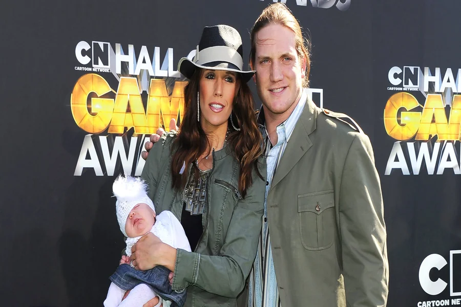 Who Did A.J. Hawk Marry